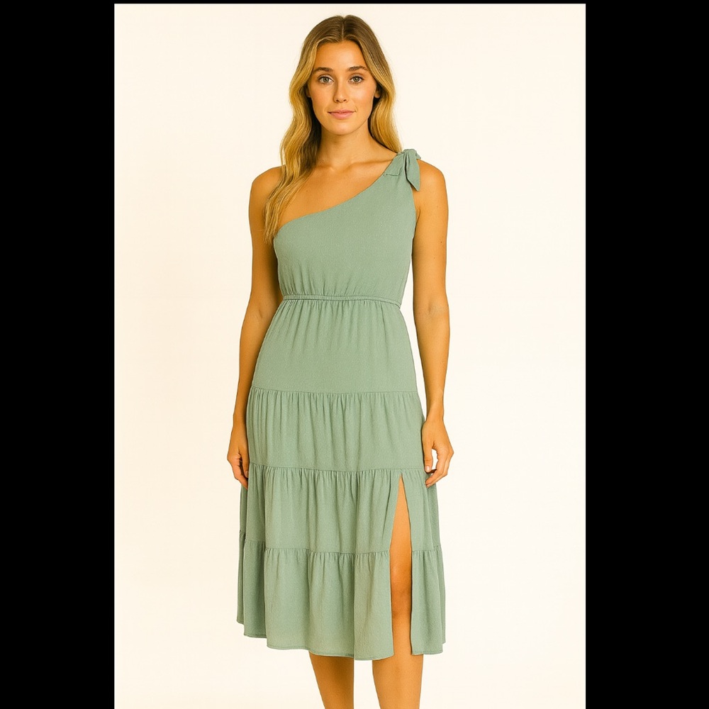 Casual Green Tiered One-Shoulder Sundress